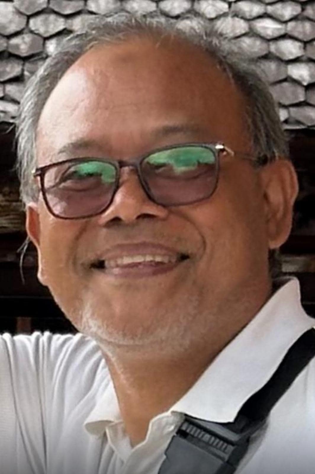 Direktur Senior Teknologi